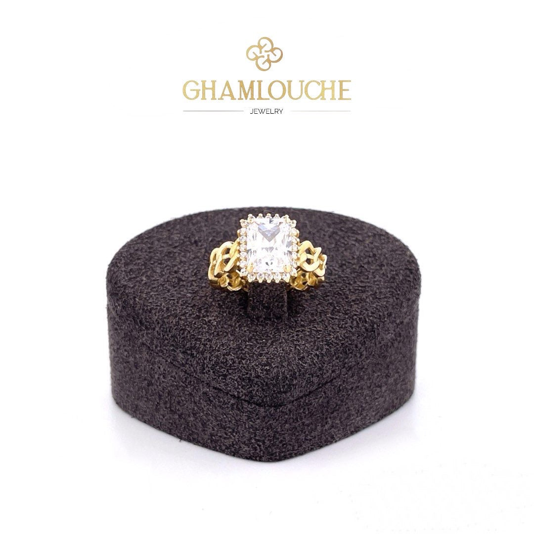 18K Gold Ring with Stones