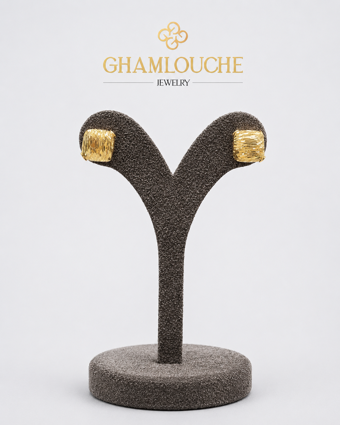 18K Gold Stud Earrings