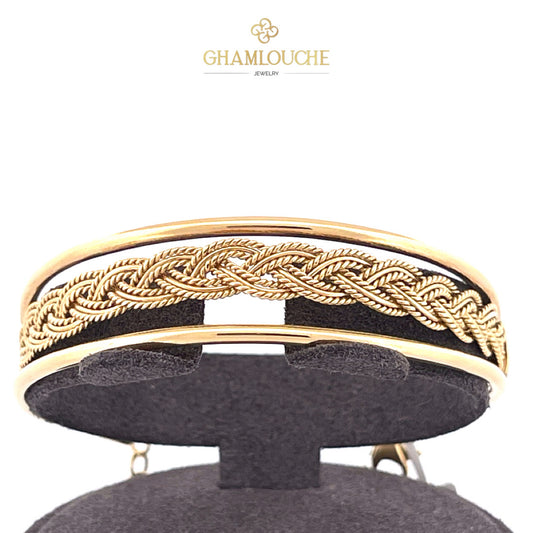 18K Gold Modern Bangle