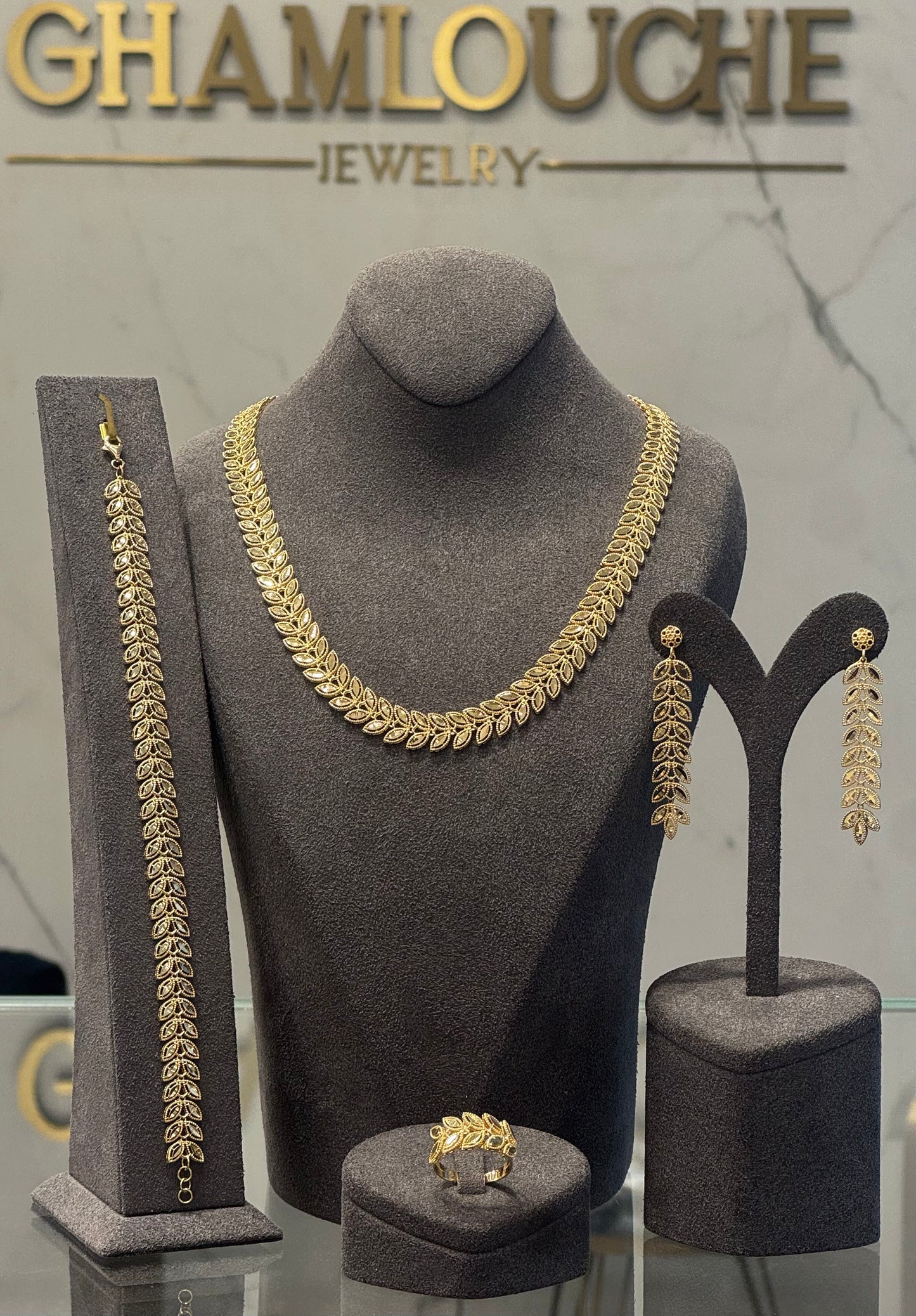 18K Gold Wheat Motif Set