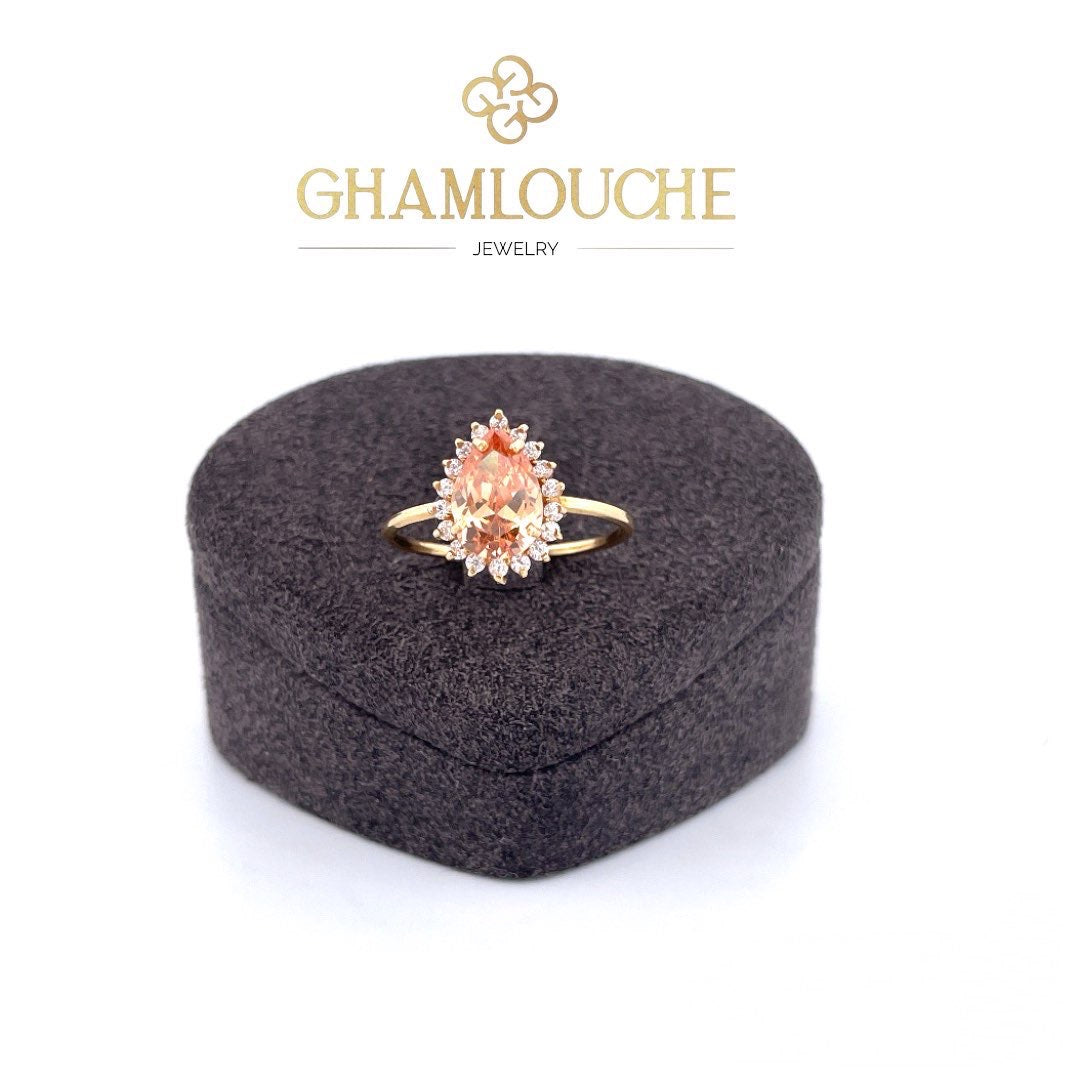 18K Gold Ring with Stones