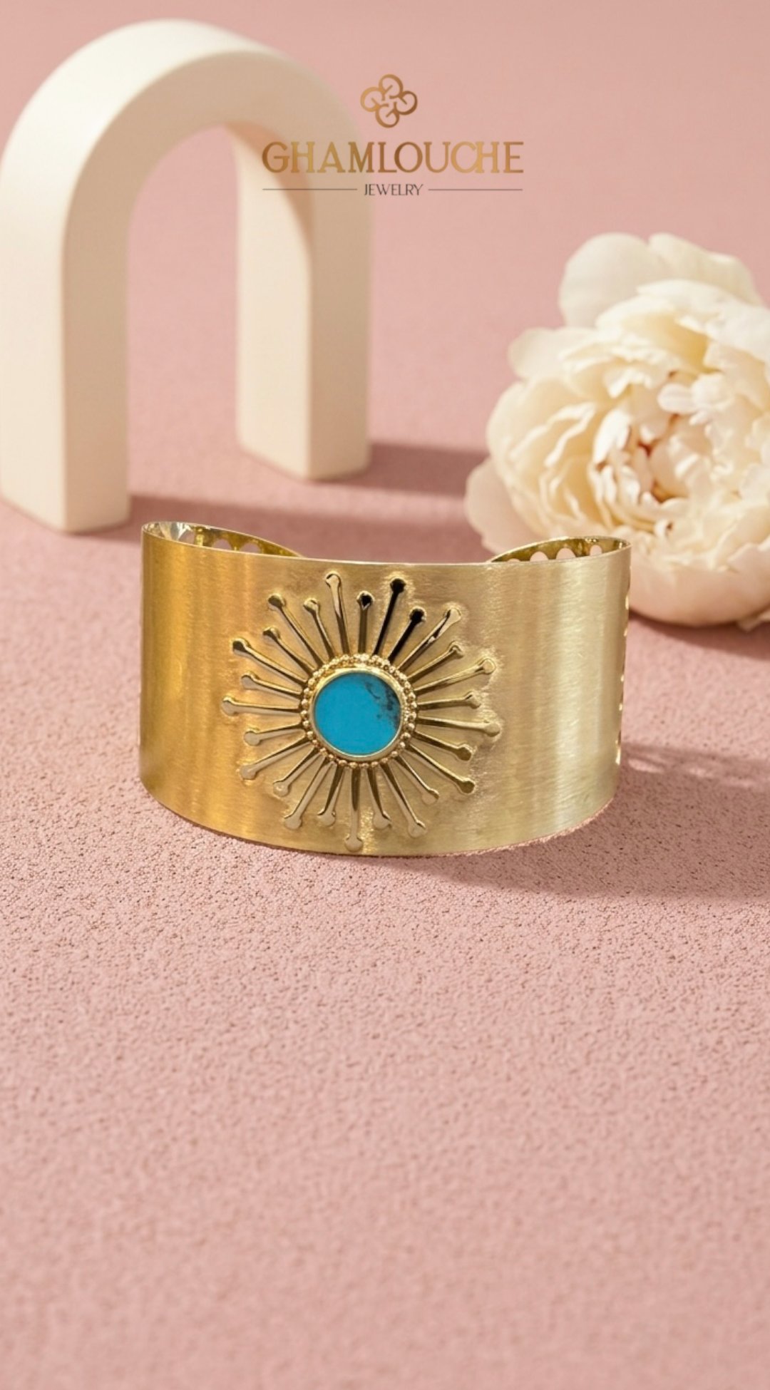 18K Gold Bangle with a Stone