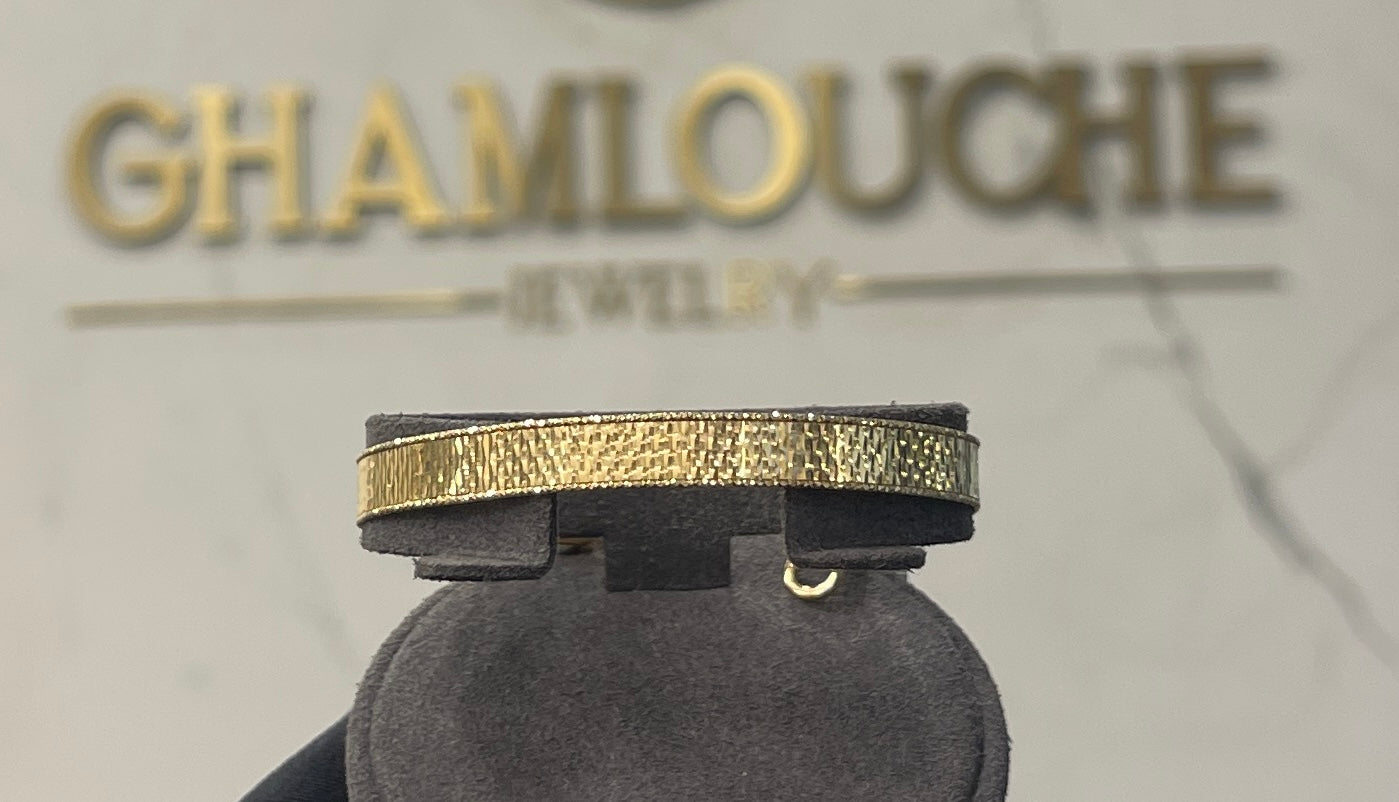 18K Italian Gold Modern Bangle
