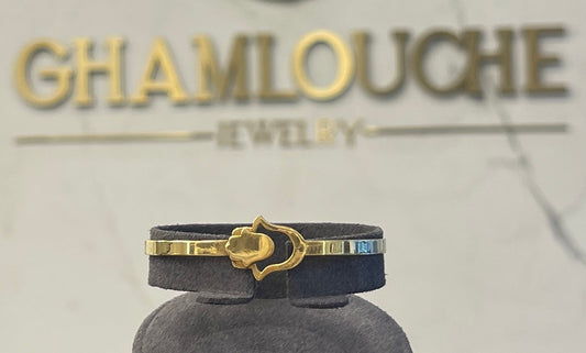 18K Gold Modern Bangle