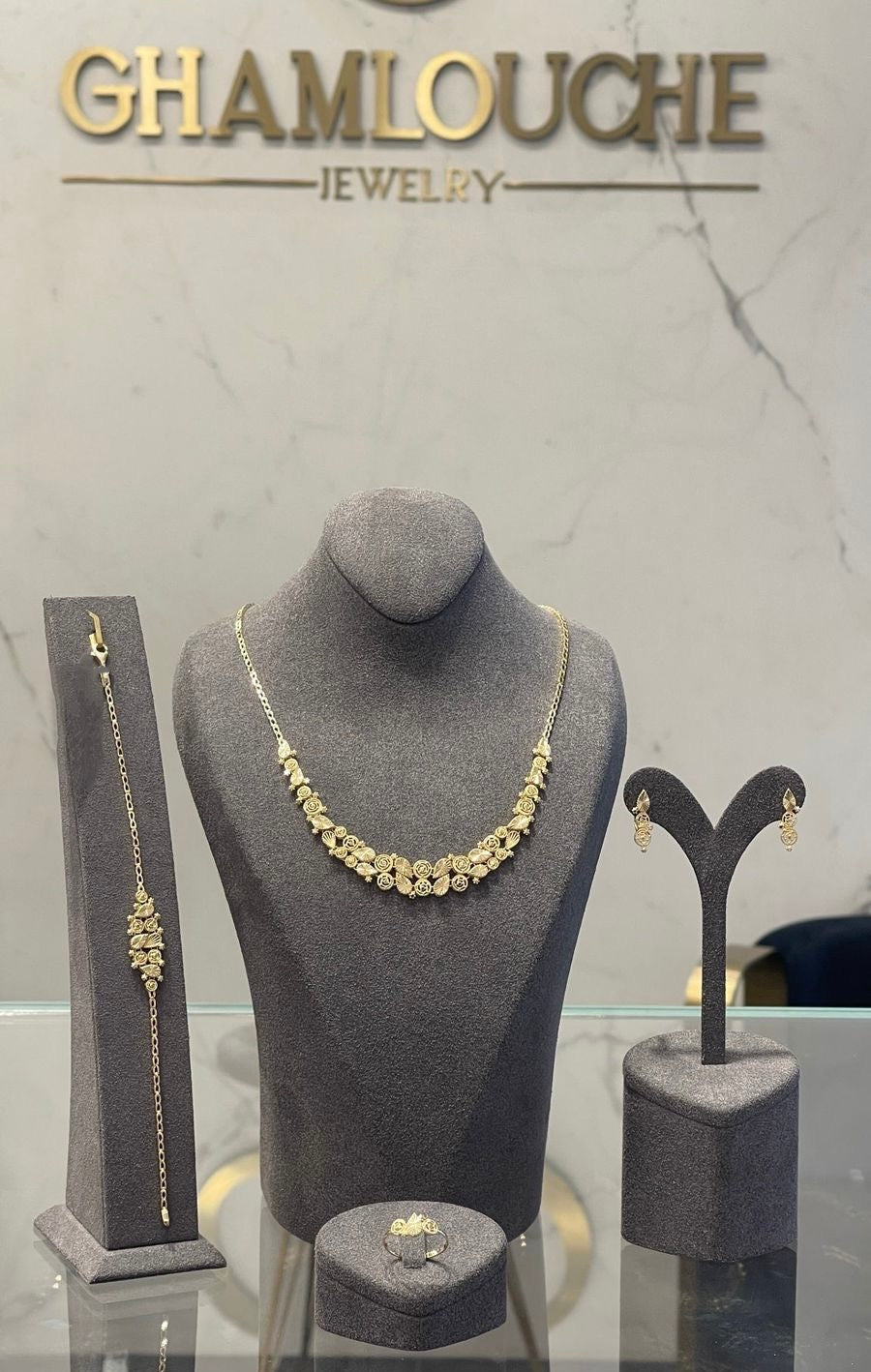 18K Gold Multi-Shapes Set