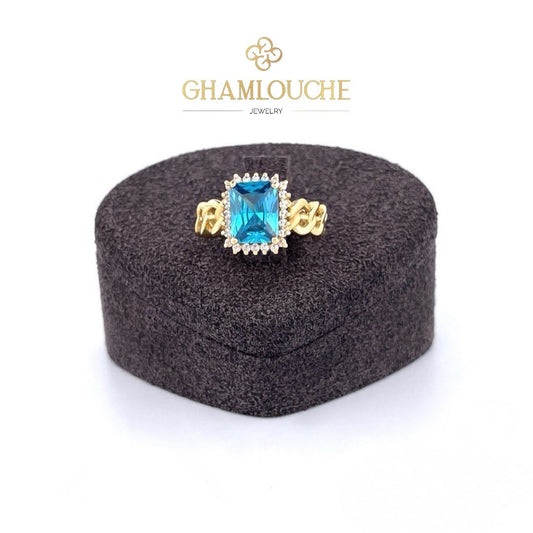 18K Gold Ring with Stones