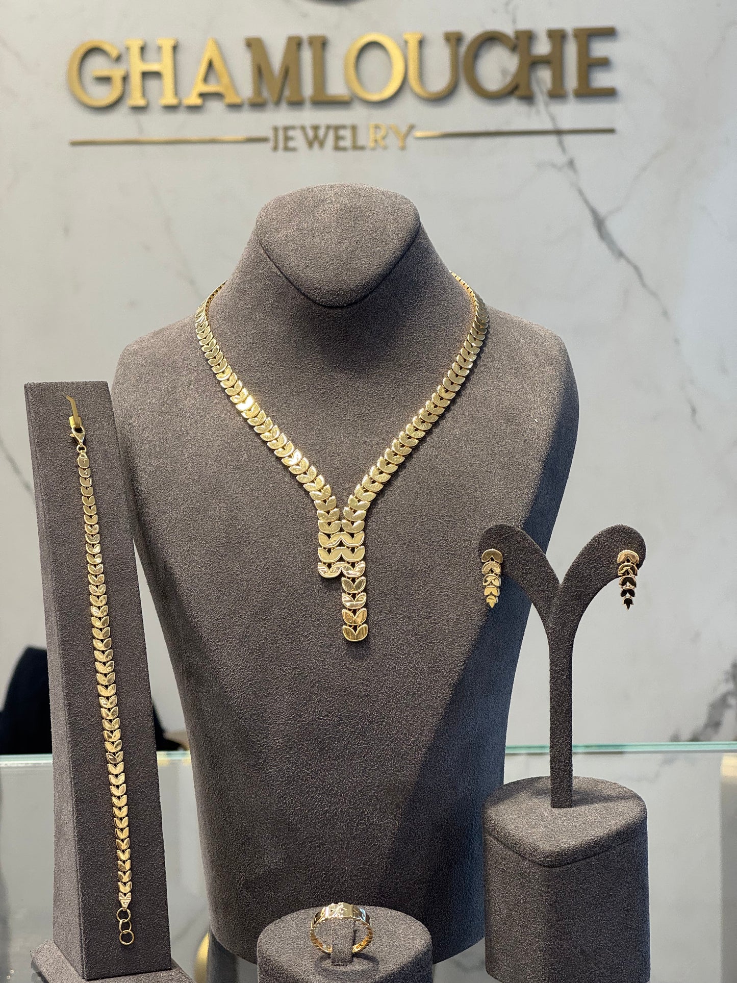 18K Gold Wheat Motif Set